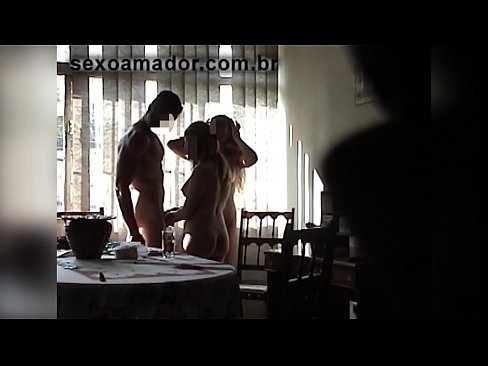 ❤️ Sexveninder inviterer en kæmpe mand og en trekant med ham ❤ Porn video at da.yespornpics-com.ru ❌