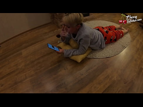 ❤️ Skør blondine suger kæmpe pik og hopper på den - analsex ❤ Porn video at da.yespornpics-com.ru ❌