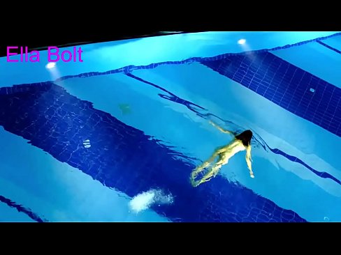 ❤️ Jeg kan ikke stoppe med at se, ung blondine fanget i at svømme nøgen i ELLA BOLT resort pool ❤ Porn video at da.yespornpics-com.ru ❌