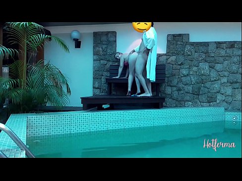 ❤️ Chef inviterer stuepige til poolen, men kunne ikke modstå en hot ❤ Porn video at da.yespornpics-com.ru ❌